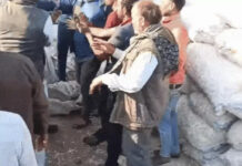 सीहोर गल्ला मंडी में शर्मनाक वारदात: उपज का दाम मांगने पर किसान को सरेआम पीटा, सुरक्षा पर उठे सवाल!