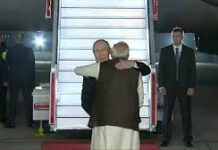 भारत पहुंचे पुतिन, PM मोदी ने एयरपोर्ट पर किया स्वागत
