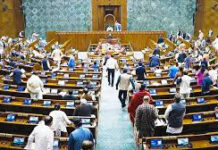 US ट्रेड डील पर संसद में बयान देंगे पीयूष गोयल, लोकसभा की कार्यवाही 12 बजे तक स्थगित