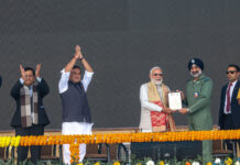 पूर्वोत्तर भारत को मिली बड़ी सौगात: PM मोदी ने डिब्रूगढ़ में किया पहली ‘आपातकालीन लैंडिंग सुविधा’ (ELF) का उद्घाटन