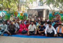 सीहोर: जिला अस्पताल के आउटसोर्स कर्मचारियों की ‘हल्ला बोल’ हड़ताल; 3 महीने से नहीं मिला वेतन