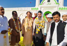 सीहोर: आपसी भाईचारे और उल्लास के साथ मनाया जा रहा ईद का पर्व