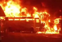 आंध्र प्रदेश: मरकापुरम में मौत का तांडव, बस और डंपर की टक्कर के बाद लगी आग में 13 यात्री जिंदा जले