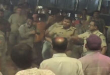 देवास: टीम इंडिया की जीत का जश्न बना अखाड़ा; सयाजी द्वार पर हंगामा, CSP के पास फटा बम, पुलिसकर्मी लहूलुहान