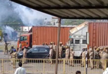 मथुरा में भारी बवाल: विख्यात गौ-सेवक ‘फरसा वाले बाबा’ की हत्या, हाईवे पर पथराव और सेना का मोर्चा