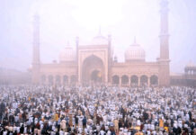 ईद-उल-फितर 2026: दिल्ली-NCR में अकीदत का सैलाब, जामा मस्जिद से नोएडा तक गूंजी ‘ईद मुबारक’ की सदाएं
