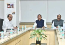 CG News: рд╕реАрдПрдо рд╡рд┐рд╖реНрдгреБ рджреЗрд╡ рд╕рд╛рдп рдХрд╛ ‘рд╕рдбрд╝рдХ’ рдкрд░ рд╕рдЦреНрдд рдПрдХреНрд╢рди; рдЦрд░рд╛рдм рдХрд╛рдо рдкрд░ рдареЗрдХреЗрджрд╛рд░ рд╣реЛрдВрдЧреЗ рдмреНрд▓реИрдХрд▓рд┐рд╕реНрдЯ, рдЕрдлрд╕рд░реЛрдВ рдкрд░ рднреА рдЧрд┐рд░реЗрдЧреА рдЧрд╛рдЬ