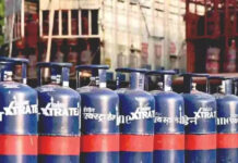 MP LPG New Guidelines: मध्य प्रदेश में कमर्शियल गैस सिलेंडर वितरण के लिए नई गाइडलाइन जारी; कलेक्टरों को मिले सख्त निर्देश, जानें किसे मिलेगी प्राथमिकता