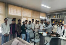 भोपाल: RGPV कैंटीन में हड़कंप! छात्रों का दावा- ‘सब्जी में मिली मरी हुई छिपकली’, संचालक बोले- ‘वह तो शिमला मिर्च थी’