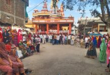 अनोखी परंपरा: खंडवा के श्यामपुर में गणगौर उत्सव की धूम; जब ‘रूठकर’ भागीं माता पार्वती और मनाने दौड़ीं महिलाएं