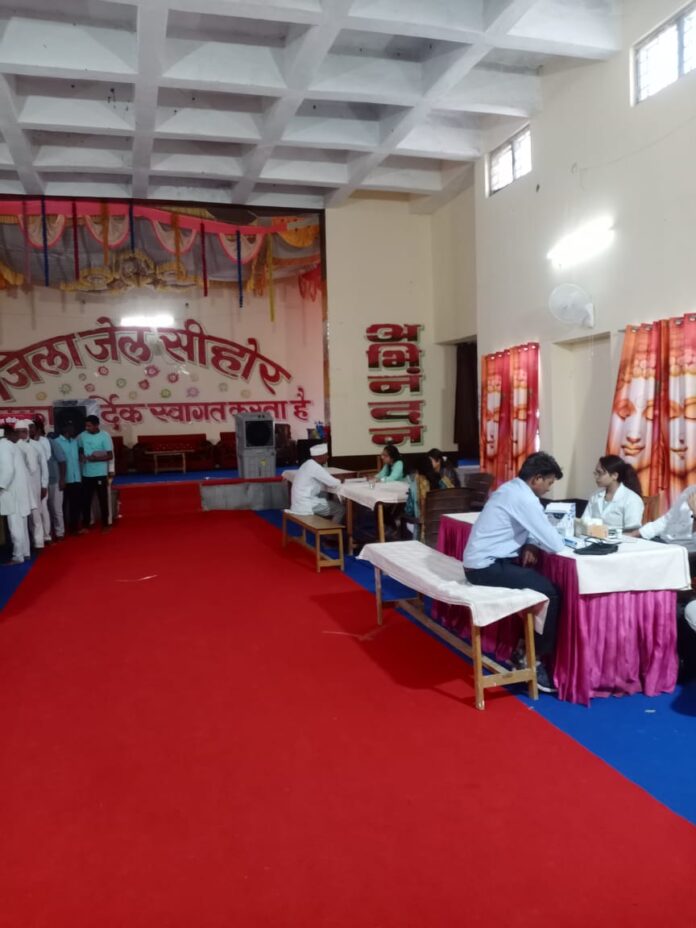 सीहोर जिला जेल में किया गया 204 बंदियों का स्वास्थ्य परीक्षण (1)