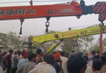 छतरपुर: ट्रैक्टर की चाबी छोड़ना पड़ा भारी, 5 साल की मासूम ने खेलते-खेलते कर दिया स्टार्ट; सीधे कुएं में जा गिरा ट्रैक्टर, दर्दनाक मौत