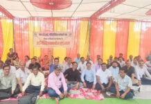 ЁЯТ╝ SATI рдкреЙрд▓реАрдЯреЗрдХреНрдирд┐рдХ рдореЗрдВ 7 рдорд╛рд╣ рд╕реЗ рд╡реЗрддрди рдирд╣реАрдВ, рд╣рдбрд╝рддрд╛рд▓ рд╢реБрд░реВ