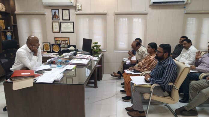 कलेक्टर की अध्यक्षता में उपार्जन समिति की बैठक आयोजित (2)