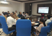 मुख्य सचिव की दोटूक: हर जिला अपनी अर्थव्यवस्था खुद बनाए, अपराधियों और अवैध खनन पर हो ‘बुलडोजर’ जैसी कार्रवाई