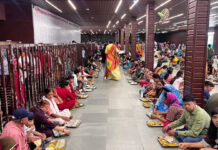 कुबेरेश्वरधाम में उमड़ा आस्था का सैलाब: 50 हजार श्रद्धालुओं ने किया दर्शन, 8 क्विंटल खिचड़ी का वितरण