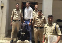 गुना: बमोरी पुलिस की बड़ी कार्रवाई; नाबालिग के अपहरण और रेप का आरोपी गुजरात से गिरफ्तार, भेजा गया जेल