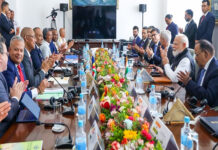 PM Modi Seychelles Visit: पीएम मोदी को मिला सेशेल्स का सर्वोच्च सम्मान ‘गार्डियन ऑफ द ब्लू होराइजन’; UPI और जन औषधि समेत कई ऐतिहासिक समझौतों पर लगी मुहर
