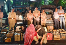 भोपाल में ऑनलाइन शराब तस्करी का भंडाफोड़: 552 लीटर विदेशी शराब जब्त, पति-पत्नी समेत 4 आरोपी गिरफ्तार