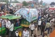 भोपाल में किसान आंदोलन तेज: CM हाउस घेराव की तैयारी, रातभर सड़कों पर डटे रहे 2 हजार किसान; स्कूलों की छुट्टी, भारी पुलिस बल तैनात