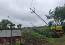 सीहोर में मौत को दावत! बिलकिसगंज-चंदेरी मार्ग पर जमीन छू रहे 11 KV के तार, कई किसान हो चुके हैं हादसे का शिकार; ग्रामीणों ने दी उग्र आंदोलन की चेतावनी