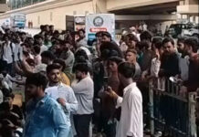 नीट पेपर लीक पर मध्य प्रदेश में महासंग्राम: इंदौर, भोपाल समेत 20 जिलों में सड़कों पर उतरे छात्र; NTA के 47 अफसर बर्खास्त, जबलपुर में बनी ‘लाल हिट पार्टी’