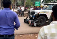 थाने से सरकारी कार चुराकर शराबी ने मचाया उत्पात, बाजार में कई वाहनों को मारी टक्कर