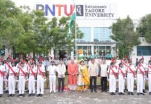 स्वतंत्रता दिवस पर देशभक्ति के रंग में रंगा आरएनटीयू परिसर, NCC, NSS, TNSD और SAC विद्यार्थियों की शानदार प्रस्तुति से सजा मंच