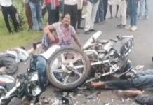 अशोकनगर में भीषण सड़क हादसा: दो बाइकों की सीधी भिड़ंत में पति-पत्नी और मासूम समेत 4 की मौत, 2 घायल