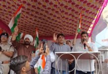 सीहोर: ‘हर घर तिरंगा’ अभियान के तहत निकली विशाल तिरंगा रैली, देशभक्ति के नारों से गूंजा शहर