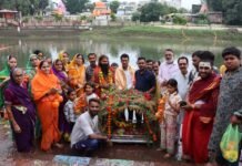 भव्य शिव पालकी कांवड़ यात्रा में उमड़ा आस्था का सैलाब, 21 से अधिक नदियों के जल से हुआ अभिषेक