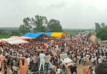 महोली में खत्म हुआ 3 दिन का आंदोलन: प्रशासन ने उसी जगह फिर लगाई रानी अवंतीबाई लोधी की प्रतिमा