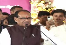 सीहोर को सौगात: शिवराज सिंह चौहान ने इछावर में किया PMGSY-IV का शुभारंभ, ₹82.76 करोड़ की 36 सड़कों का भूमिपूजन शिवराज सिंह चौहान इछावर सड़क भूमिपूजन