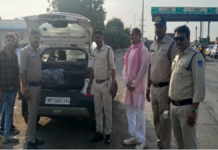 दोराहा पुलिस का टोल प्लाजा पर चेकिंग अभियान, वाहनों की जांच से बढ़ाई सुरक्षा