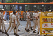दिल्ली में विरोध प्रदर्शनों और सुरक्षा पाबंदियों पर पुलिस का सुप्रीम कोर्ट में हलफनामा, संवेदनशील इलाकों की सुरक्षा के कदमों की दी जानकारी