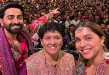फाल्गुनी पाठक की गरबा नाइट में आयुष्मान खुराना और शरवरी ने मचाई धूम, फिल्म के गाने ‘जय अंबे’ का मनाया जश्न