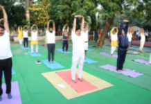 MP News: मुख्यमंत्री मोहन यादव ने जामली के गायत्री धाम में किया योगाभ्यास, बोले- मन में सद्भावना और जीवन में सत्कर्मों का दीप जलता रहे