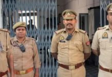 जंतर-मंतर पर SIR विरोध के बीच दिल्ली पुलिस का बड़ा कदम, प्रदर्शनकारियों से बातचीत और कार्रवाई रिकॉर्ड करेंगे बॉडी कैमरे
